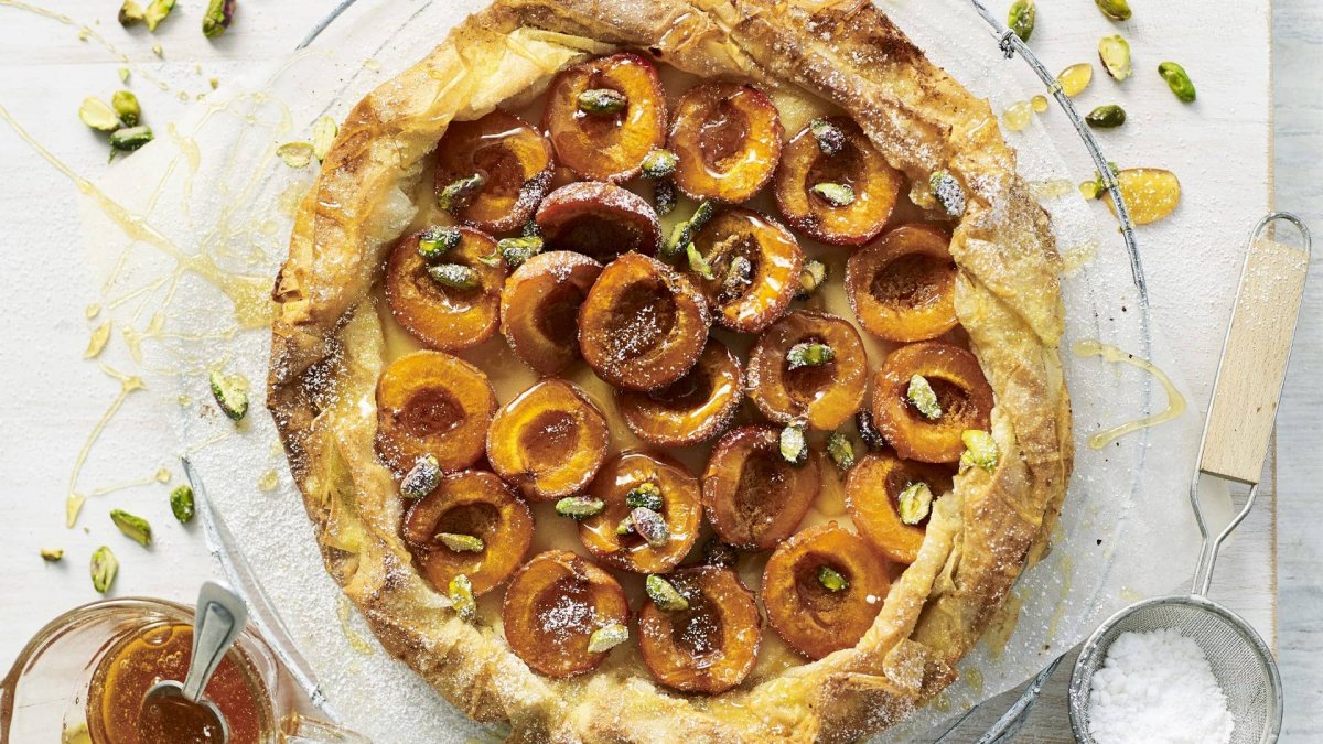 Pampas Pastry Apricot Danish Image