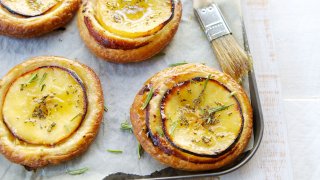 Apple and Goat’s Cheese Tartlets with Honey